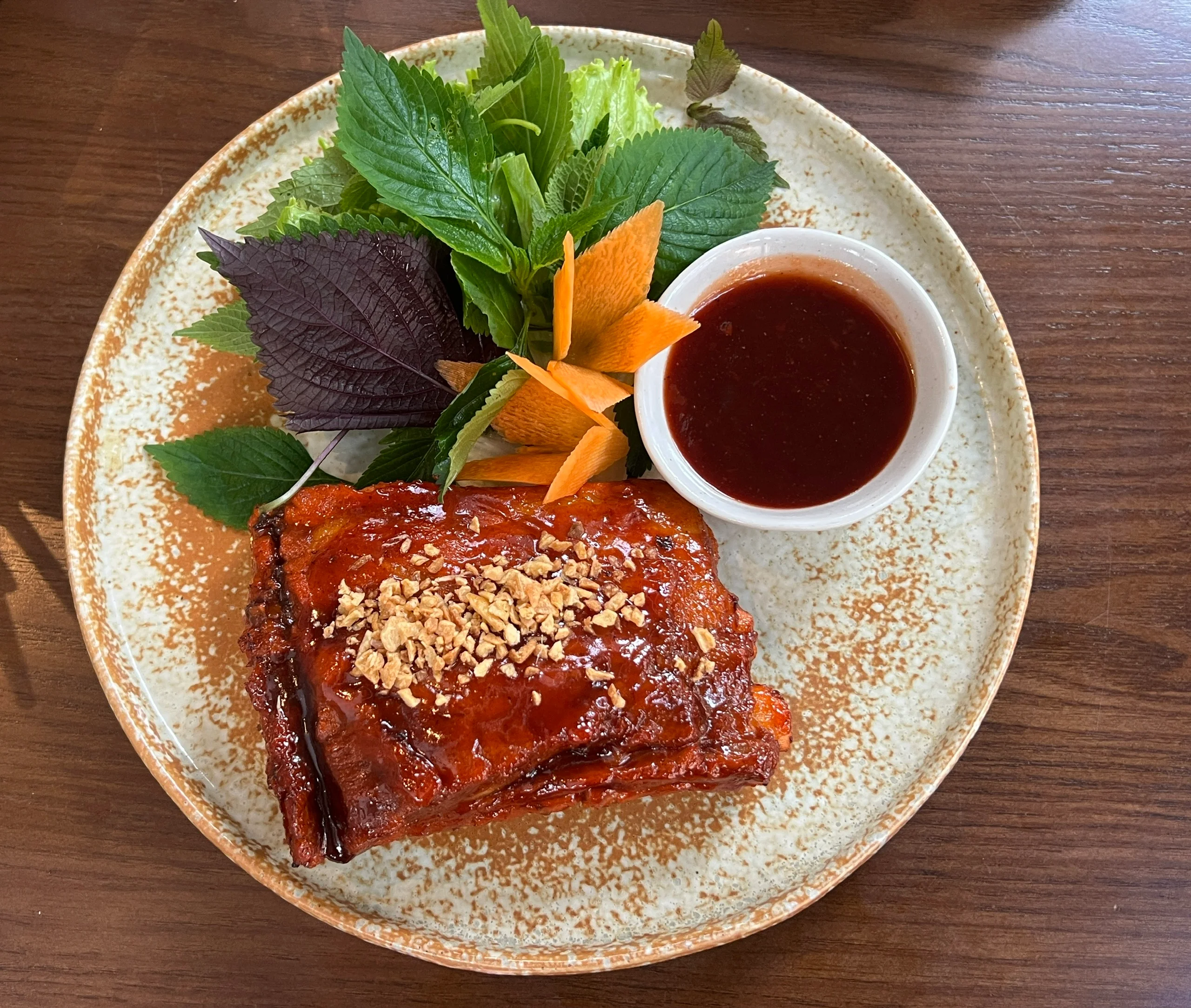 Món Chính: Thịt & Hải Sản